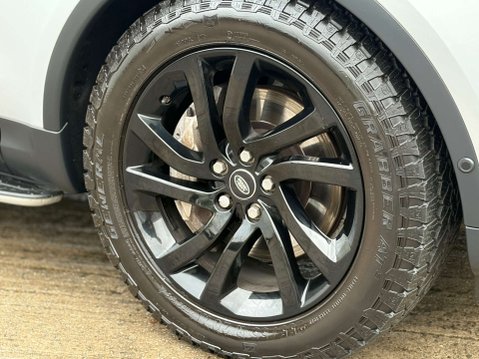 Land Rover Discovery 3.0 Discovery HSE SDV6 Auto 4WD 5dr 4