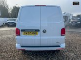 Volkswagen Transporter SWB L1H1 Low Roof Highline T28 Air Con Alloys Sensors EURO 6 43