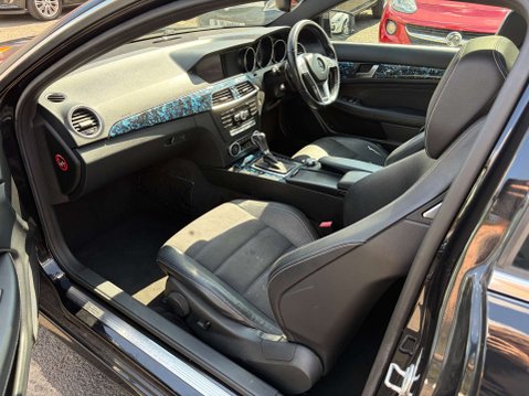 Mercedes-Benz C Class 2.1 C250 AMG Sport Edition Premium+CDi Auto 2dr 39