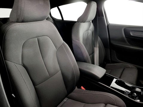 Volvo C40 Recharge 69kWh Core SUV 5dr Electric Auto (231 ps) Cruise Control - DAB Ra 11
