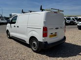 Vauxhall Vivaro SWB L1H1 [SOLD MM] Low Roof F2700 Dynamic Air Con Sensors EURO 6 9