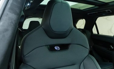 Land Rover Range Rover Sport P635 SV EDITION ONE 16