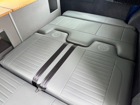 Volkswagen Transporter T28 TDI P/V HIGHLINE 42