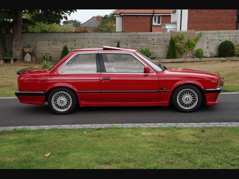 BMW 3 Series 2.5 325i Sport 2dr 12