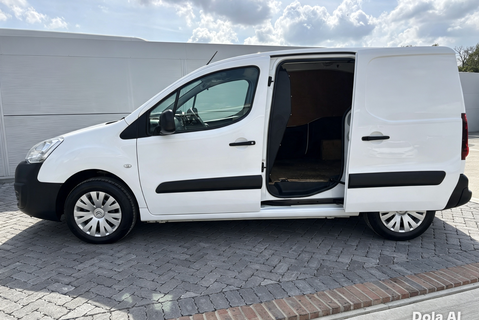 Citroen Berlingo L1 625 Enterprise Panel Van - Direct from the MOD 9