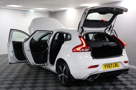 Volvo V40 D2 R-DESIGN NAV PLUS 21