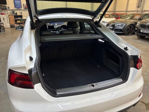 Audi A5 2.0 TFSI 40 S line Sportback S Tronic Euro 6 (s/s) 5dr 40