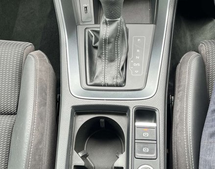 Audi Q3 1.5 Q3 S Line 35 TFSI Semi-Auto 5dr 59