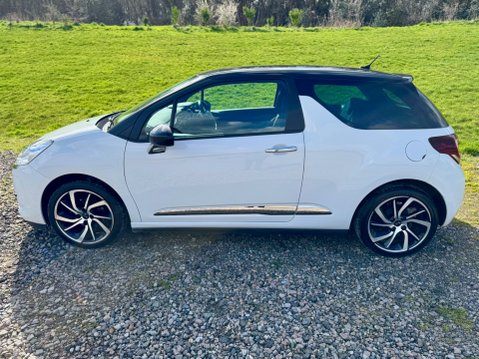 DS DS 3 PURETECH CONNECTED CHIC 6