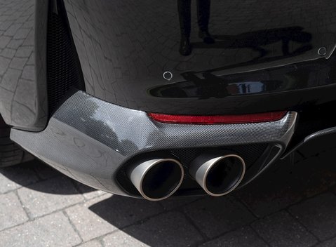 Ferrari 812 Superfast 30