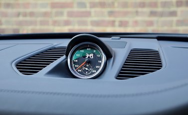 Porsche 911 (991) Carrera GTS Cabriolet 10