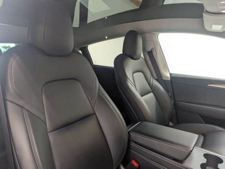 Tesla Model Y ModeL Y Long Range AWD 4WD 5dr 30