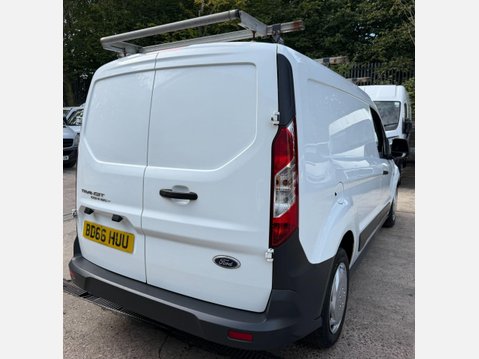 Ford Transit Connect 1.6 TDCi 240 Panel Van 4dr Diesel Manual L2 H1 (128 g/km, 113 bhp) 9