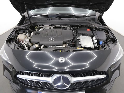 Mercedes-Benz B Class 2.0 B200d AMG Line 8G-DCT Euro 6 (s/s) 5dr 27