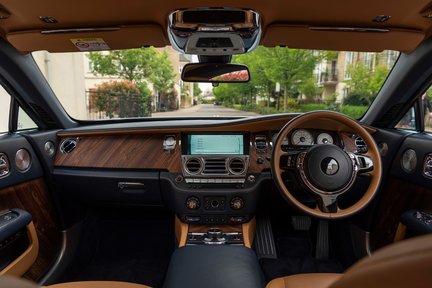 Rolls-Royce Wraith 19