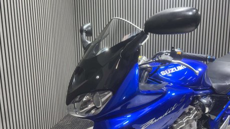 Suzuki Bandit 600 GSF S 2002 32K LONG MOT SERVICED 600CC A2 RESTRICTABLE FAIRED 27