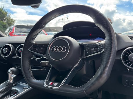 Audi TT 2.0 TFSI 45 Coupe 3dr Petrol S Tronic quattro Euro 6 (245ps) 19