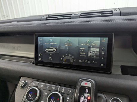 Land Rover Defender 3.0 Defender SE D MHEV Auto 4WD 5dr 91