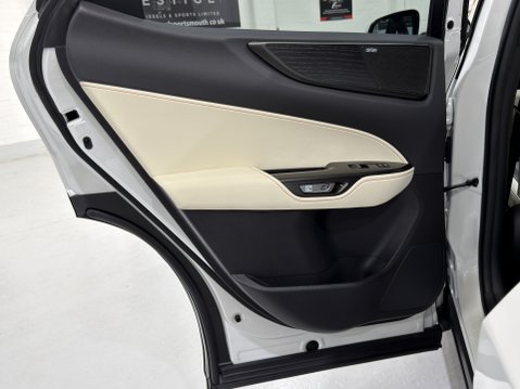 Lexus NX 450H PLUS TAKUMI Pan Roof + Mark Levinson Sound 83