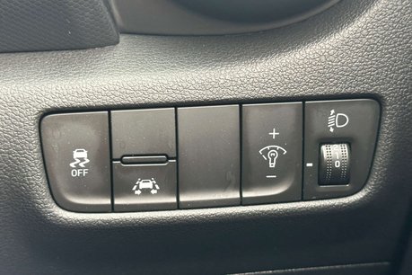 Hyundai KONA 1.0 T-GDi Play SUV 5dr Petrol Manual Euro 6 (s/s) (120 ps) 29