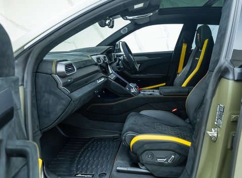 Lamborghini Urus Performante 15