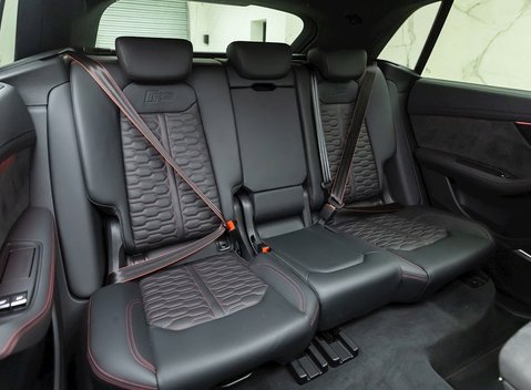 Audi RS Q8 Vorsprung 11