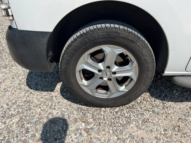 Peugeot Expert Crew Cab (SOLD) MWB L2H1 Low Roof Professional 3100 Air Con Alloys Sensors 13