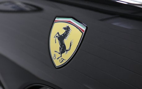 Ferrari California V8 - Daytona Style Seats, Shields and More 32