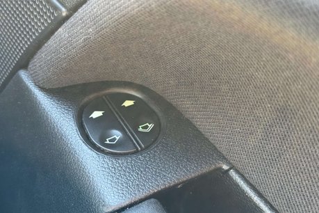 Ford Fiesta 1.25 Style Climate Hatchback 5dr Petrol Manual (142 g/km, 74 bhp) 23