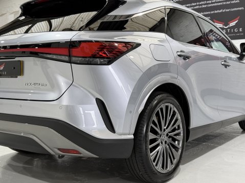 Lexus RX 450H PLUS TAKUMI 6