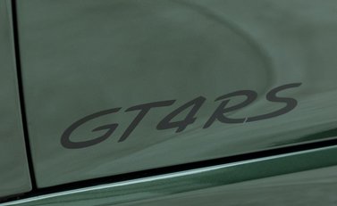 Porsche Cayman GT4 RS (718) 33