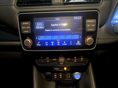 Nissan LEAF 39kWh N-Connecta Hatchback 5dr Electric Auto (150 ps) Air Con - Alloys - DA 17