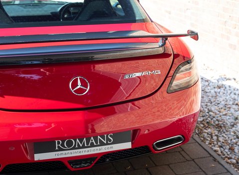 Mercedes-Benz SLS AMG GT Final Edition 24