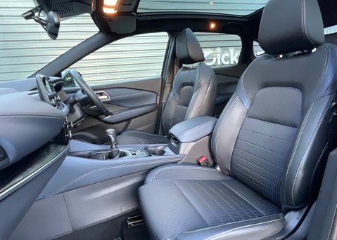 Nissan Qashqai DIG-T TEKNA MHEV 10