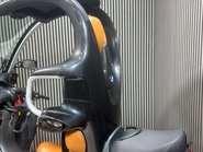 BMW C1 2002 ONLY 8K 1 OWNER GREAT LOOKING SCOOTER 125CC WITH A ROOF!! 19