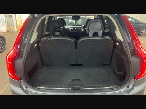 Volvo XC90 2.0 XC90 Momentum D5 PowerPulse AWD Auto 4WD 5dr 9
