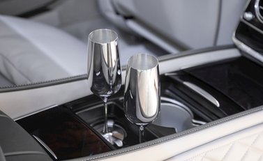 Mercedes-Benz M Class S600 17