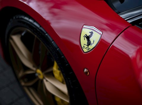Ferrari 488 GTB 24
