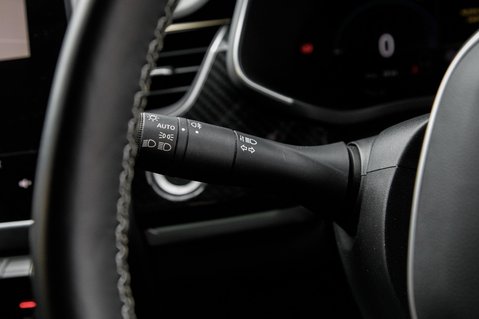 Renault Arkana E-TECH ENGINEERED 17