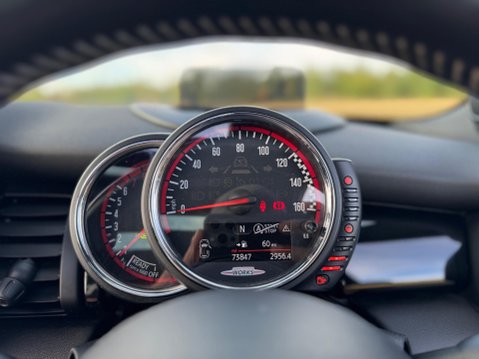 Mini Hatch 2.0 John Cooper Works Euro 6 (s/s) 3dr 68