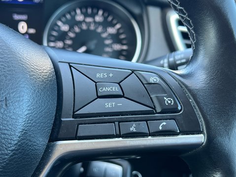 Nissan Qashqai DIG-T ACENTA PREMIUM DCT 31