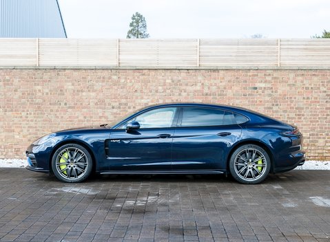 Porsche Panamera Turbo S E-Hybrid Executive 2