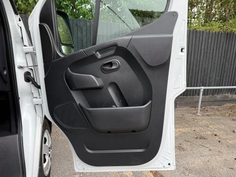 Renault Master LM35 BUSINESS PLUS DCI 18