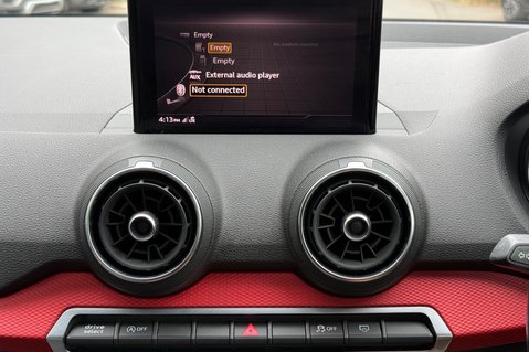 Audi Q2 TFSI SPORT - ELECTRIC TAILGATE - APPLE CARPLAY -CRUISE CONTROL 39