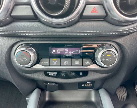 Nissan Juke 1.0 Juke N-Connecta DiG-T 5dr 45