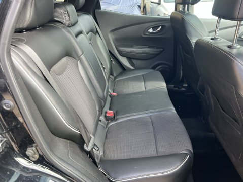 Renault Kadjar 1.3 TCe Signature Nav SUV 5dr Petrol Manual Euro 6 11