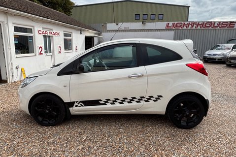 Ford Ka TITANIUM..9 SERVICES INCLUDING CAMBELT.. LOW INSURANCE GROUP.. £35 ROAD TAX 7