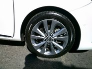 Toyota Auris VVT-I EXCEL TSS ONLY 32,000 MILES FROM NEW 11