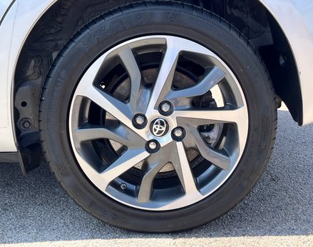 Toyota Yaris VVT-I Y20 14