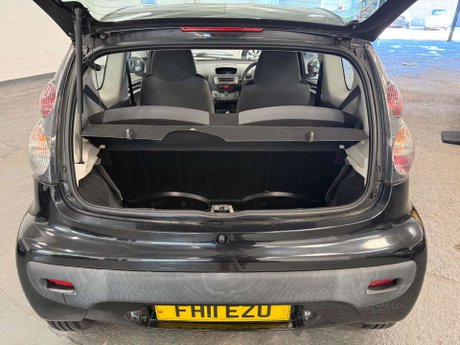 Citroen C1 1.0i VTR Euro 5 3dr 9